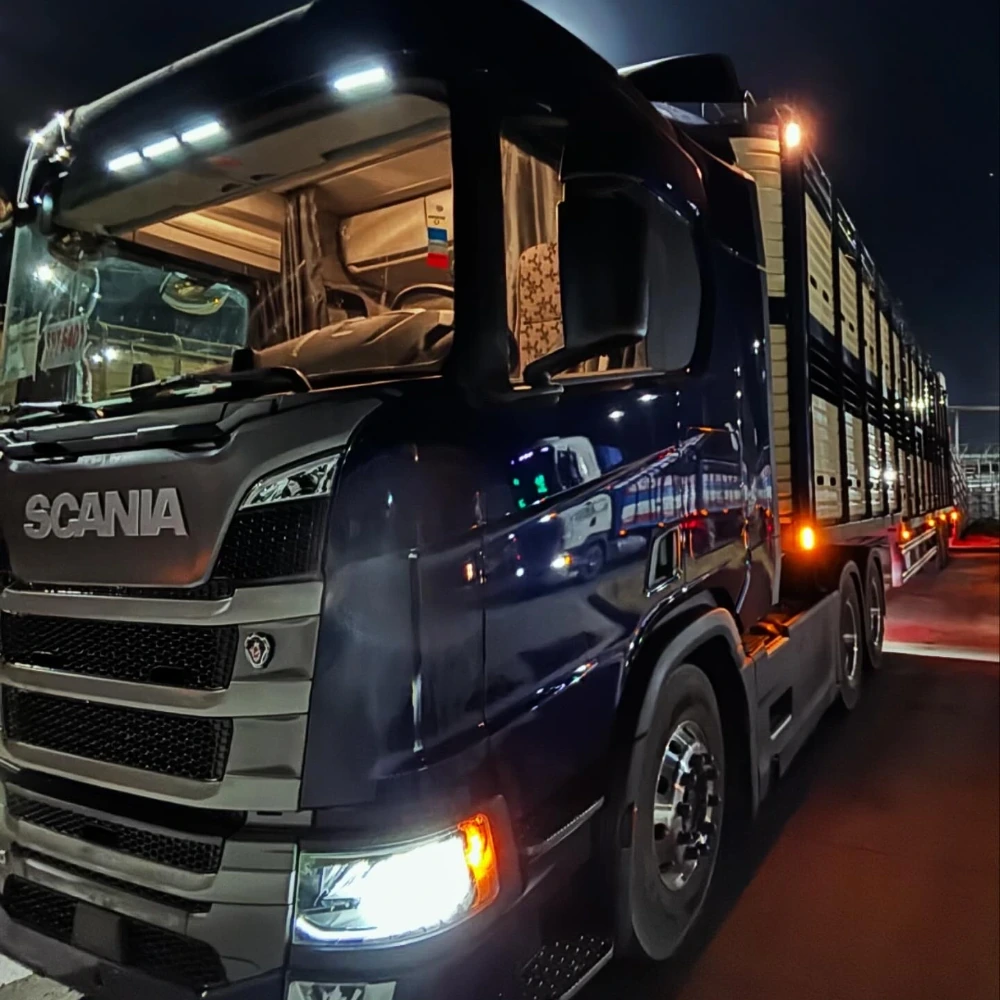 Camión Scania de la flota de Transporte Marquitos